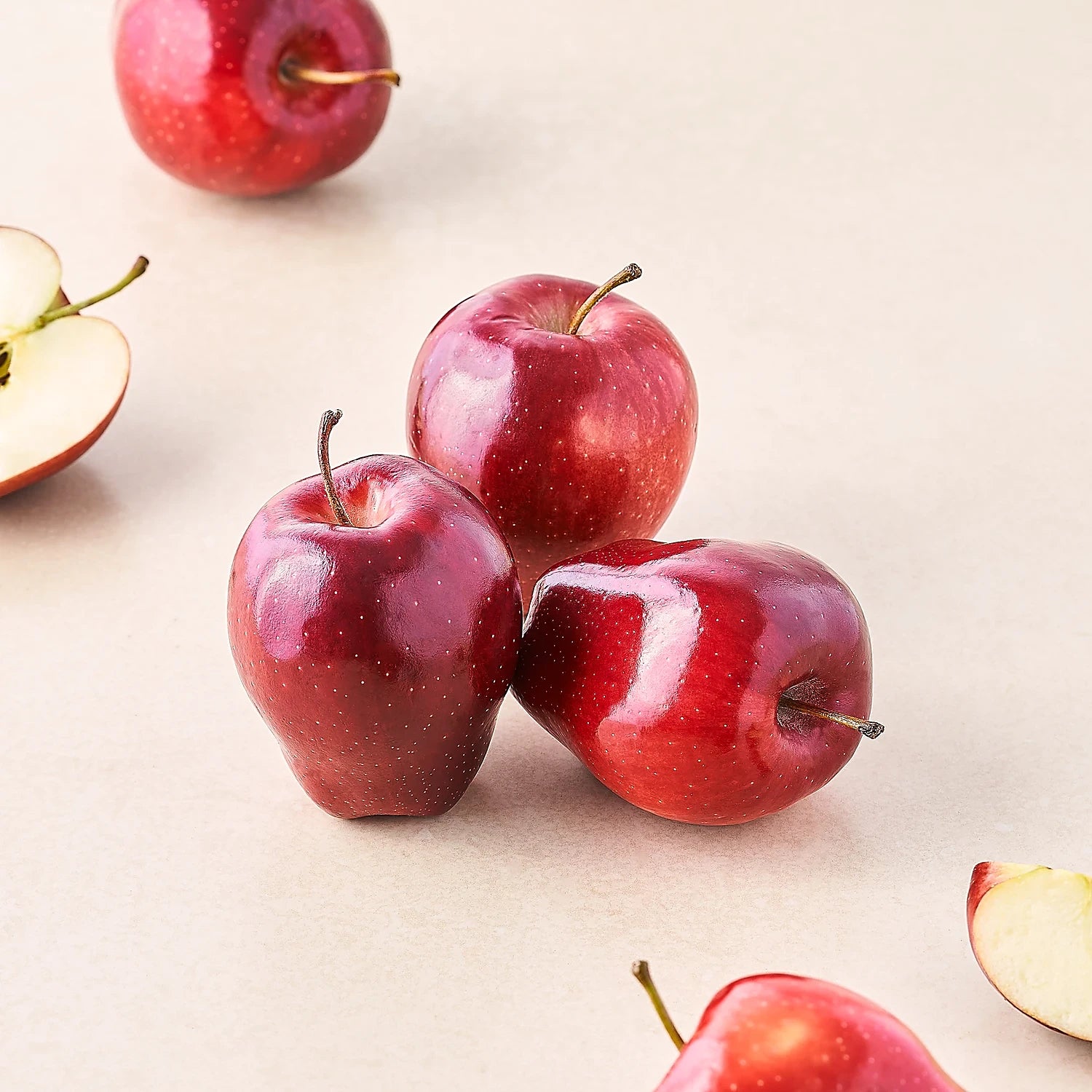 Malus domestica Red Delicious apple seeds for home gardening