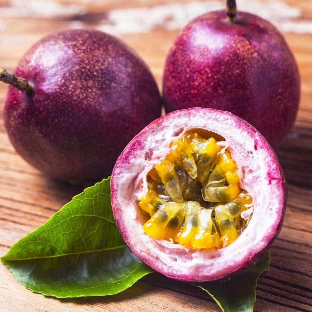 Sweet Purple Passion Fruit seeds for planting at home